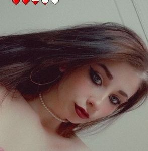 Meet your Posher, Eve